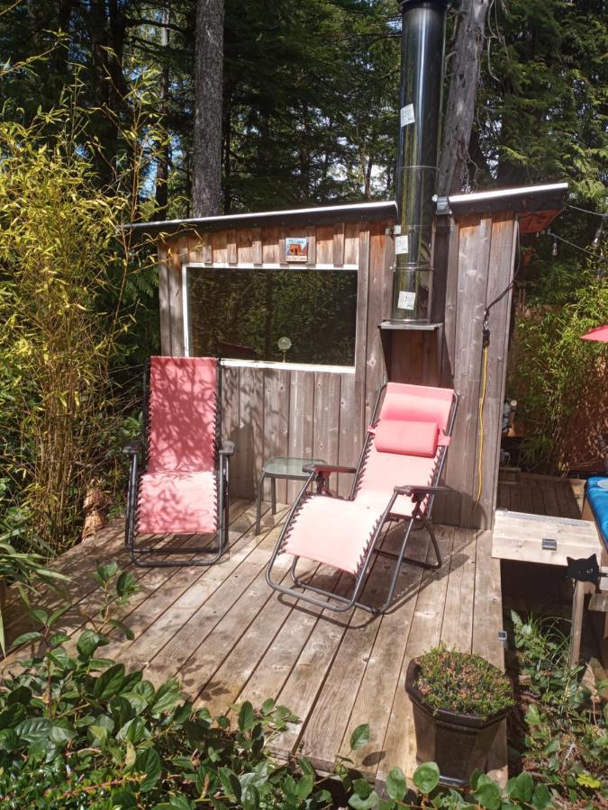 Forest Sweet Retreat Hot Tub & Wood Fired Sauna Ucluelet Exteriér fotografie